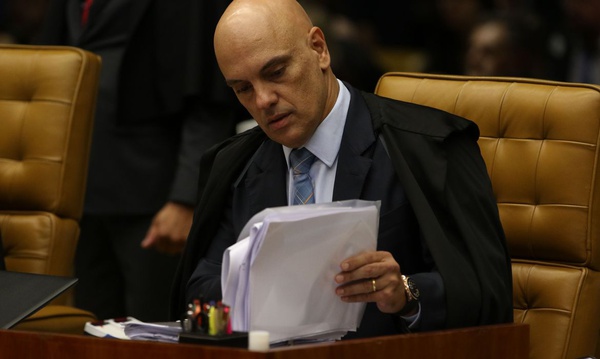 Decisão do ministro Alexandre de Moraes flexibiliza LDO e LRF