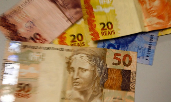 Iniciativa permite quitar dívidas de até R$ 1 mil por apenas R$ 100