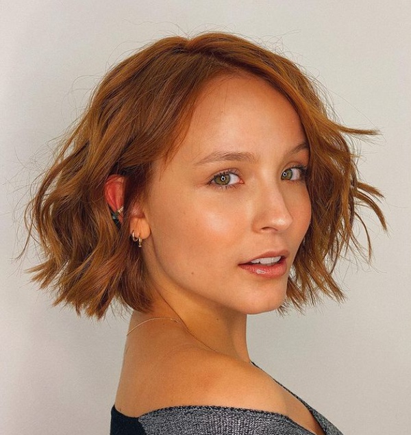 Larissa Manoela responde fãs se gosta ou não da fase atual de seu cabelo