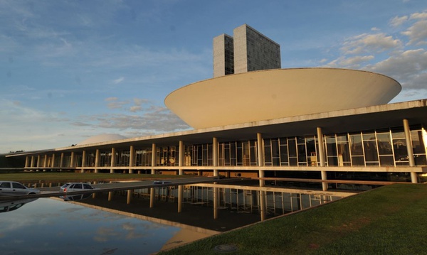 Após um ano de estagnação, comissão do Senado retomou as atividades