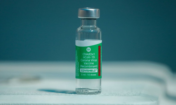 Insumo permitirá produzir 2,8 milhões de doses da vacina contra covid
