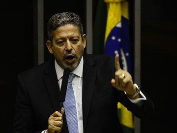 Lira determinou que ocorra nova eleição para escolha da Mesa Diretora