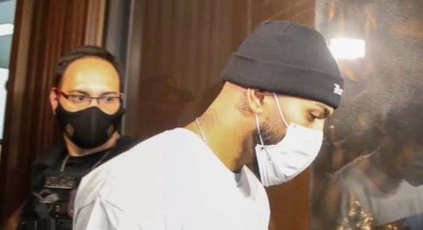 Gabigol foi flagrado em um cassino clandestino na madrugada do último domingo, em São Paulo