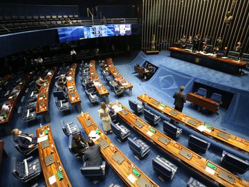 PEC oferece condições financeiras para novos atendimentos emergenciais.