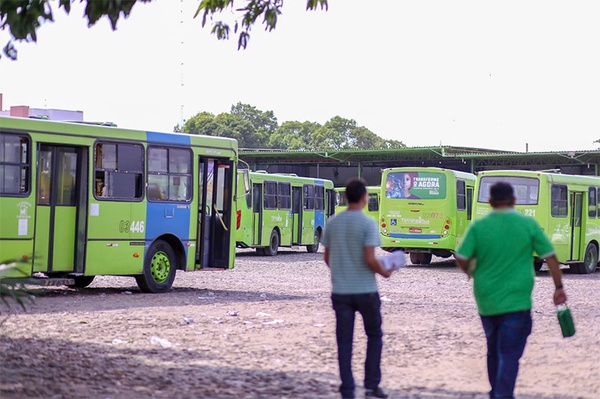 O colapso no transporte coletivo de Teresina se arrasta há meses.