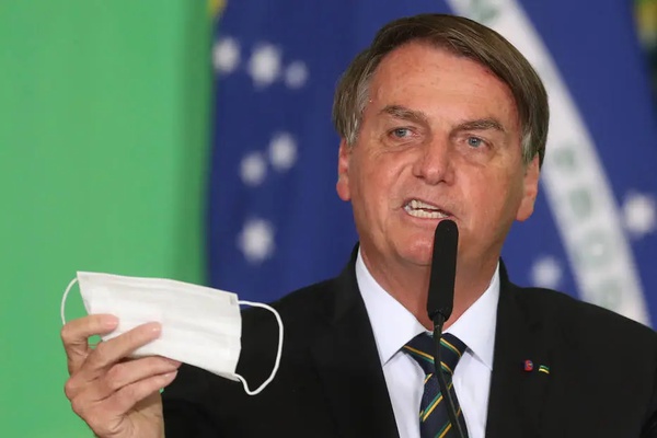 Bolsonaro não detalhou se o parecer solicitado ao Ministério da Saúde seria apenas recomendação ou se pretende propor uma nova legislação