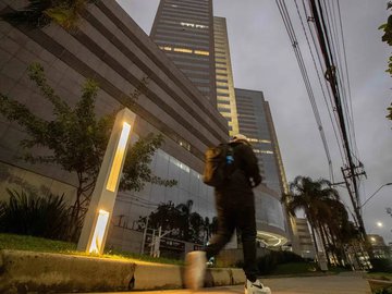 Empresa com sede em Barueri vendeu vacinas pela 1ª vez ao governo