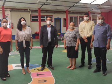Secretário vistoria estrutura de escolas para retorno de aulas presenciais