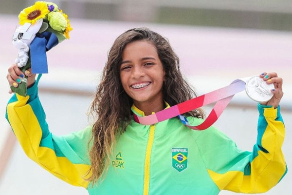Tóquio 2020: Rayssa Leal conquista a prata e o coração dos brasileiros
