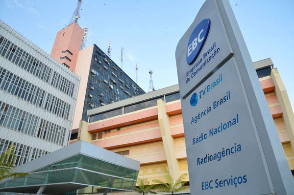Dossiê enviado à CPI da Covid acusa a direção da Empresa Brasil de Comunicação (EBC) de censurar informações sobre a pandemia de covid-19.