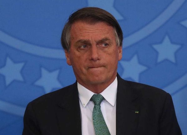 Em entrevista, Bolsonaro disse que deve editar portaria que pode atender 75% dos MEIs e pequenos empresários.