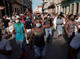 Presos em protestos contra o governo começam a ser julgados em Cuba