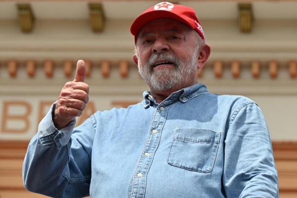 O ex-presidente e candidato Luiz Inácio Lula da Silva (PT) em ato de campanha em São Bernardo do Campo, SP, em 6 de outubro de 2022