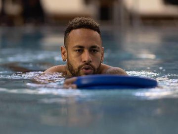 Neymar continua sua rotina de recuperação para voltar nas oitavas de final