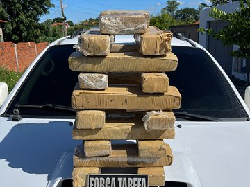 Polícia apreende 20 kg de maconha em residência na zona Sul de Teresina