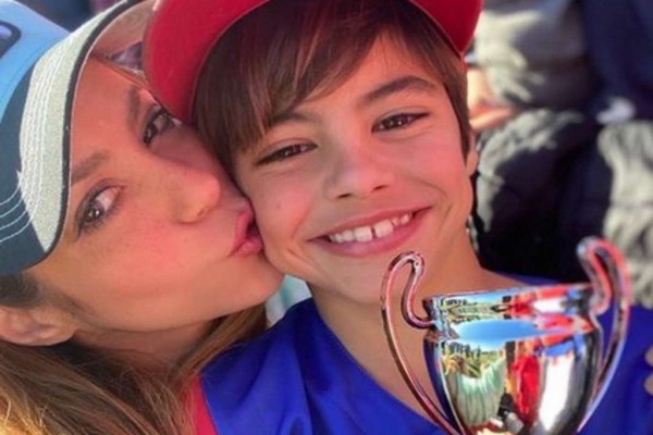 Shakira e o filho Milan