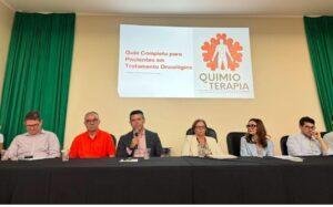 UESPI lança Guia Oncológico de Quimioterapia para fortalecer cuidado humanizado a pacientes no Piauí